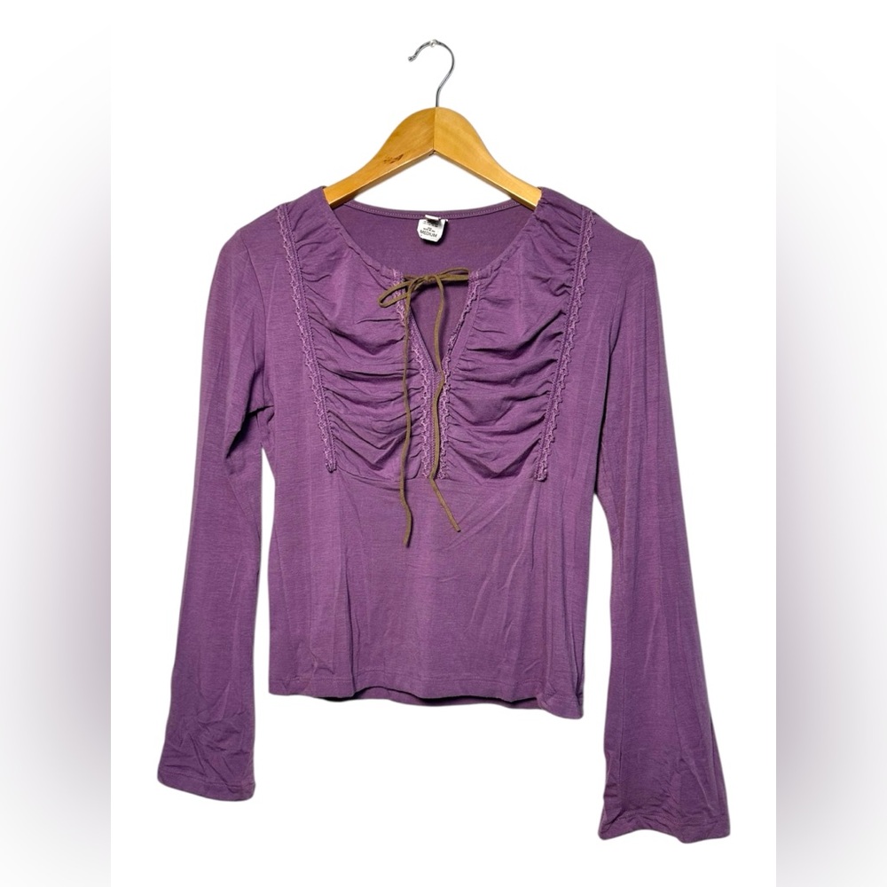 Vintage Y2K Ruched Lace Trimmed V Neck Tie Front Long Bell Sleeve Purple Stretch